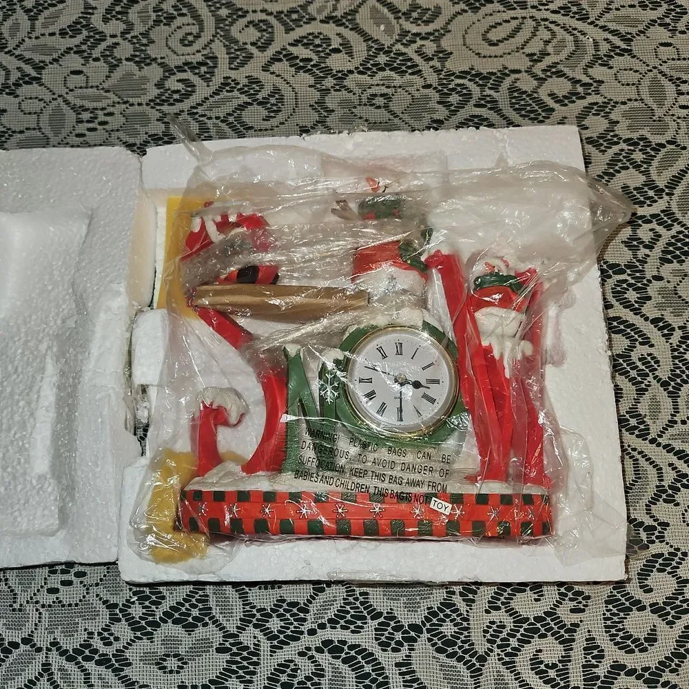 Snowy & Friends Holiday Time Snow Clock